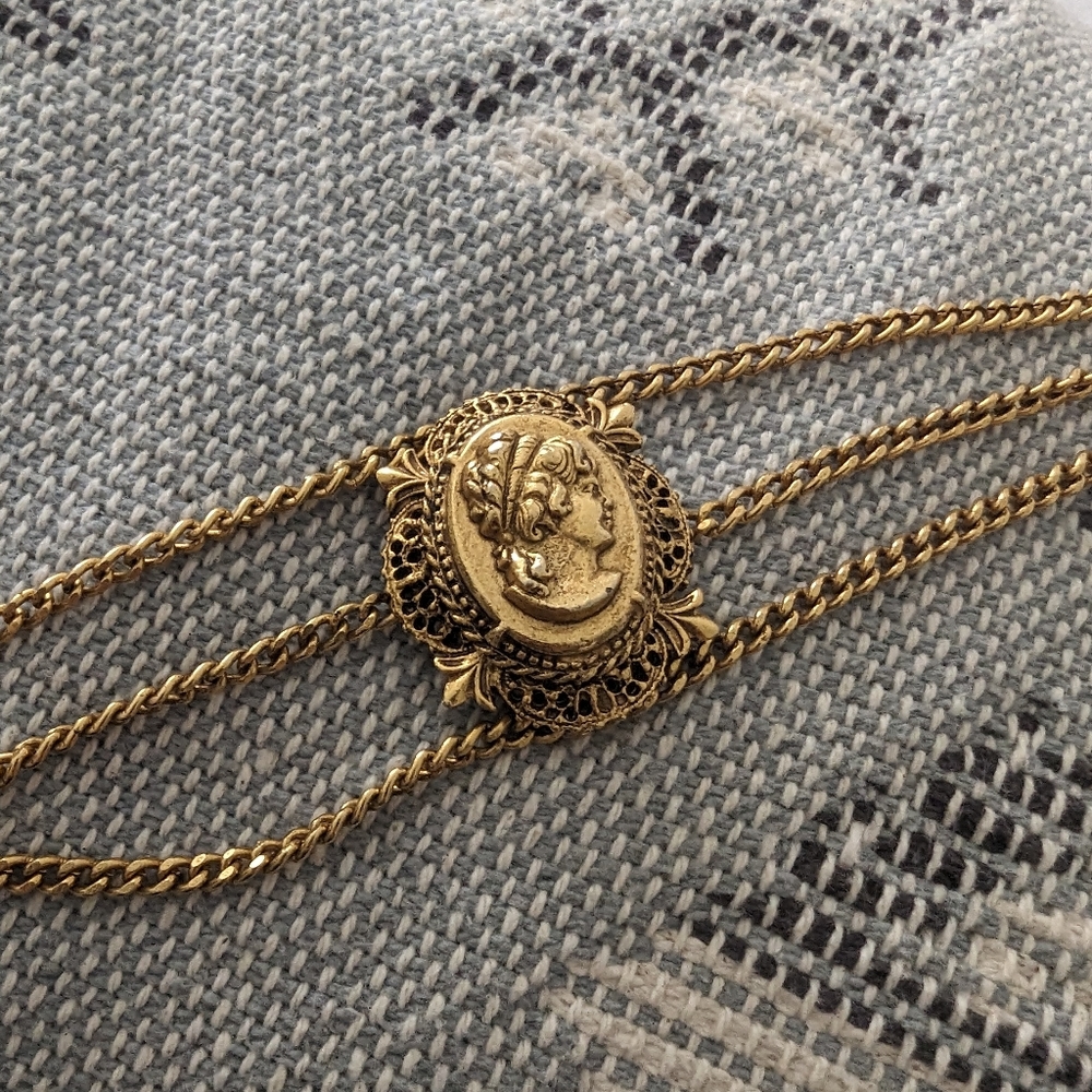 Vintage Cameo Choker